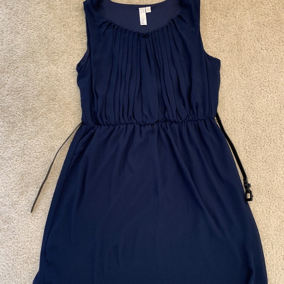 👗 Beautiful Blue Dress 👗 - Picture 11 of 16